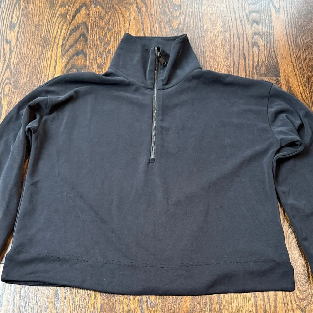 Athleta Seasoft Quarter Zip size medium - Picture 13 of 13